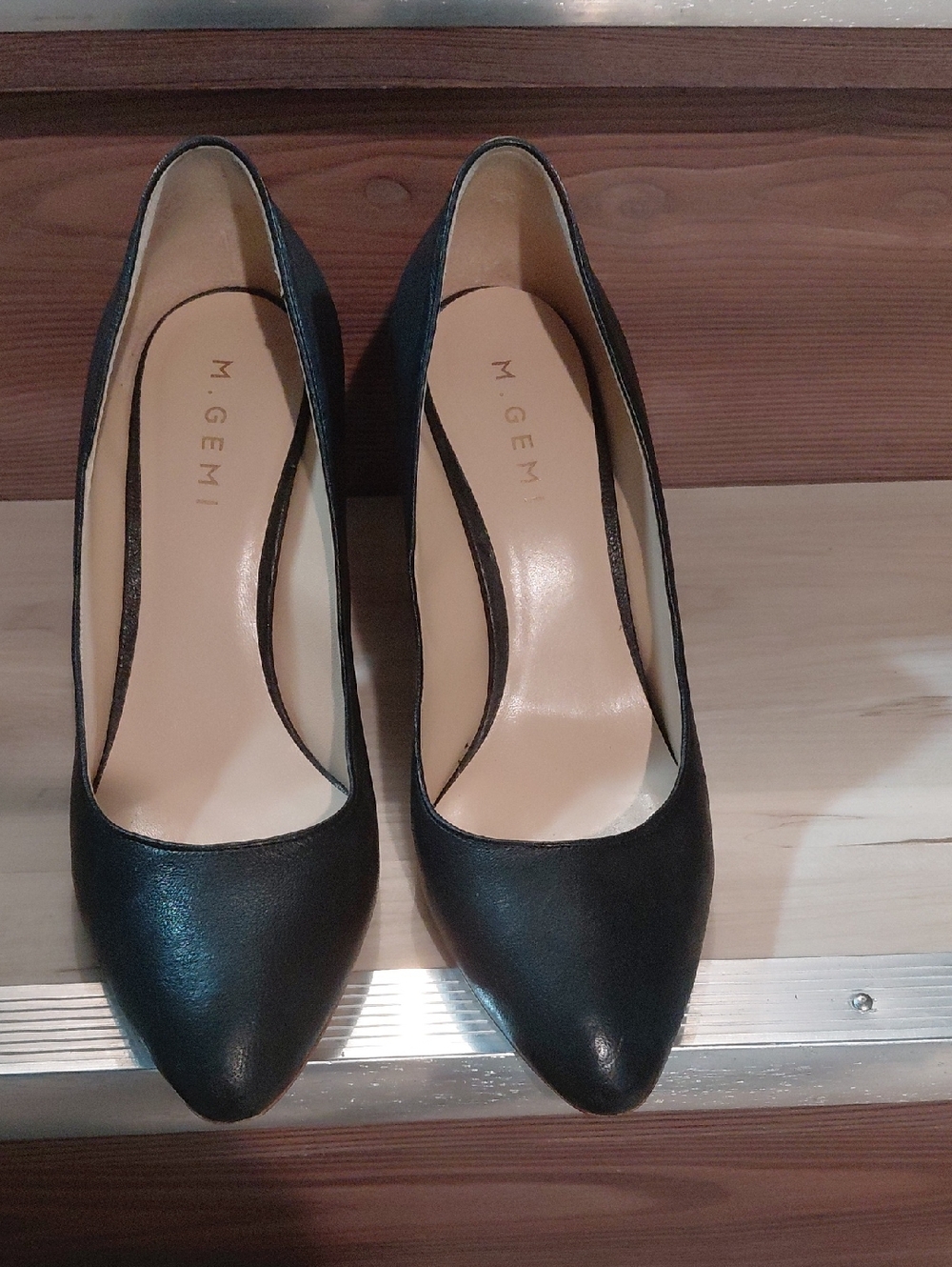 M. Gemi Black Leather Pointed Pumps